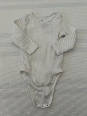 H&M Infant Bodysuit